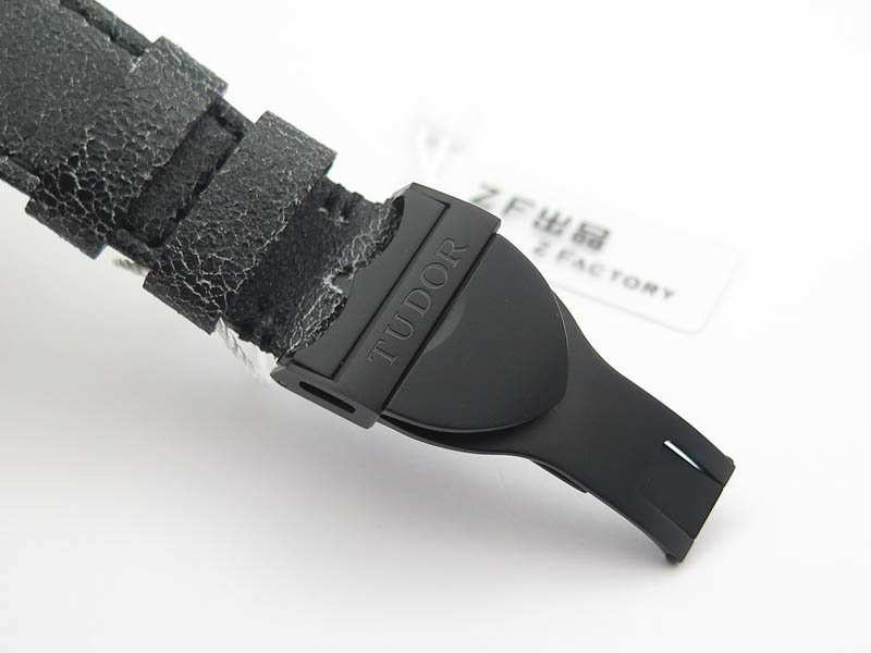 Heritage-2016-Black-Bay-Dark-DLC-ZF-1-1-Best-Edition-Black-Bezel-On-Leather-Strap-A2824-17.jpg