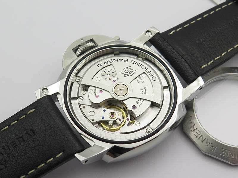 PAM-531-Q-VSF-1-1-Best-Edtion-On-Black-Leather-Strap-P9003-Free-Leather-Strap-14.jpg