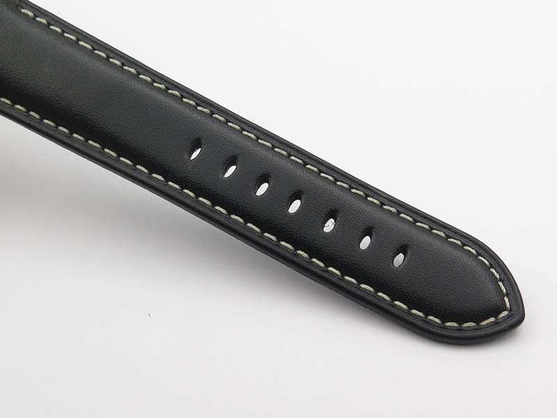 PAM-531-Q-VSF-1-1-Best-Edtion-On-Black-Leather-Strap-P9003-Free-Leather-Strap-15.jpg